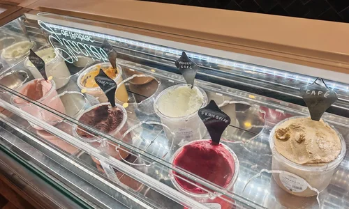 Glacier de l'Aubrac - Glaces et sorbets artisanaux fabriqués en Aveyron 
